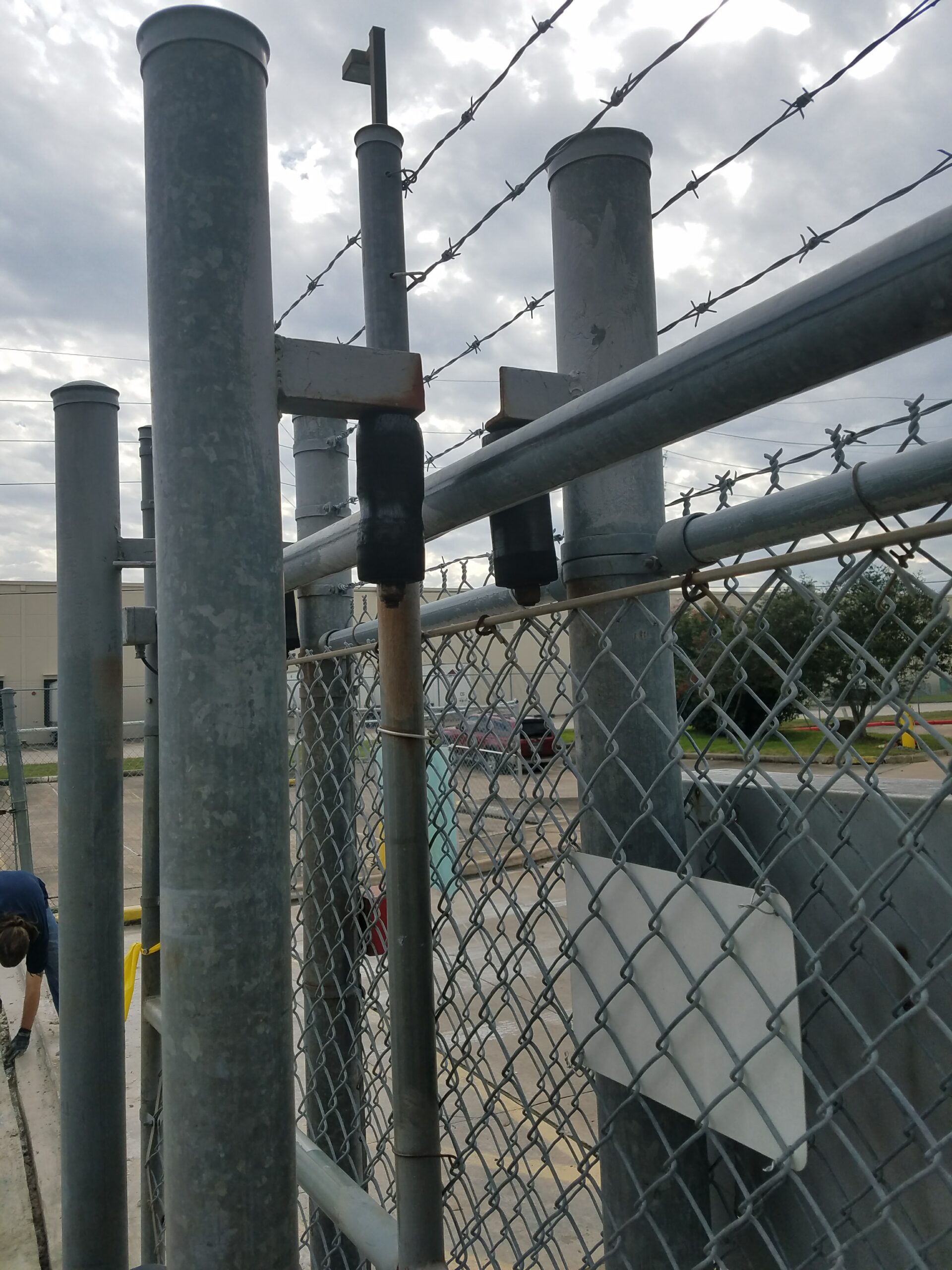 commercial gate roller repair in Houston