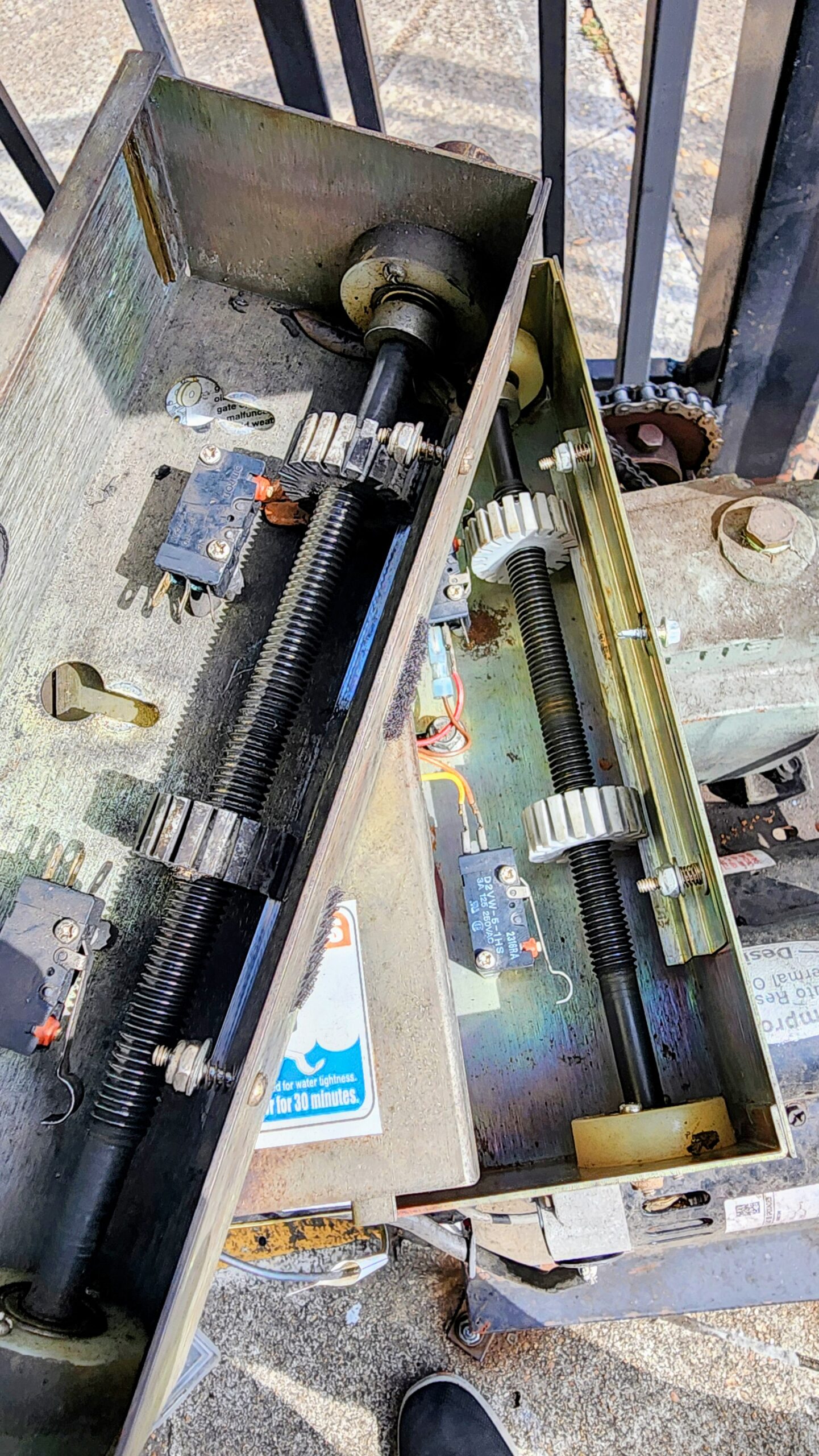 slide gate opener limit housing replacement in Houston