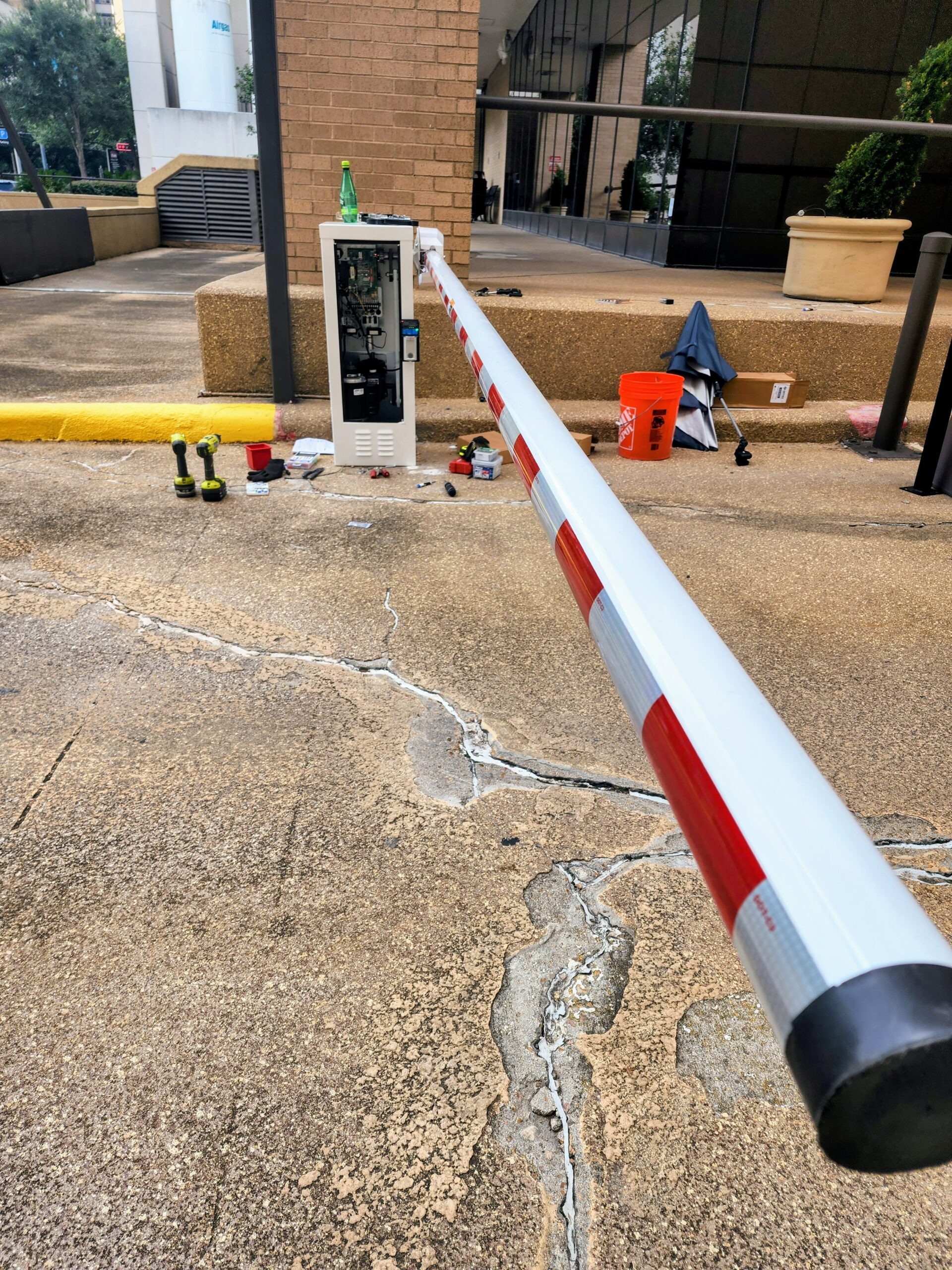 Barrier arm and boom gate repair and installation in Houston